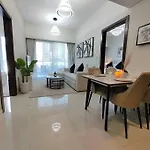 Cozy 2Br Apartment Damac Vera Business Bay