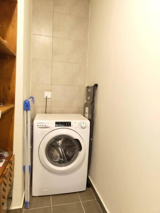 Cozy 2br Damac Vera Business Bay Dubai