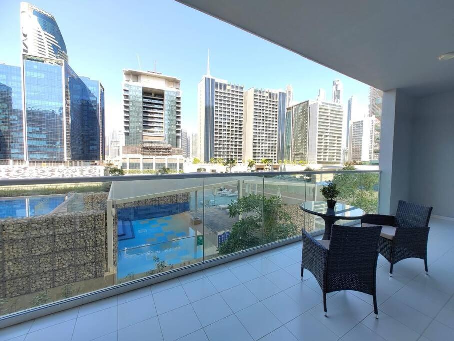 Cozy 2br Damac Vera Business Bay Apartment Dubai